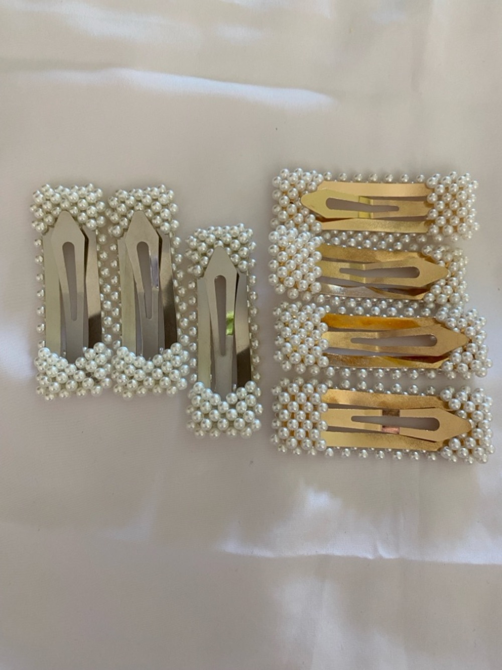 1-Pearl Beaded Oversized Hair Clips - Picture 2 of 4